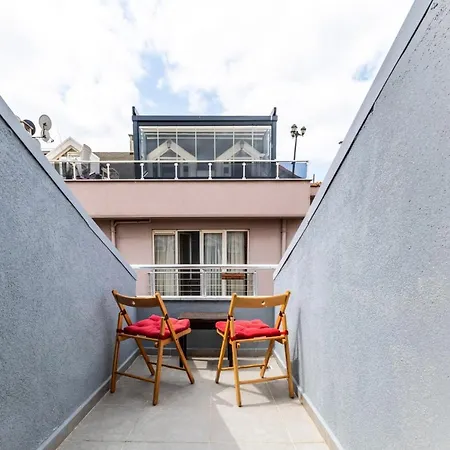Apartament Chic W Balcony 5 Min To Bull Statue Stambuł